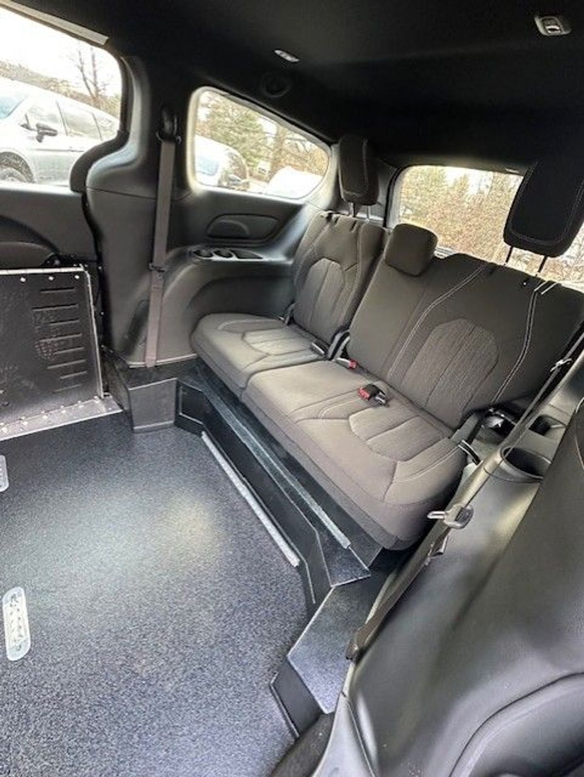 2024 CHRYSLER PACIFICA - Image 10