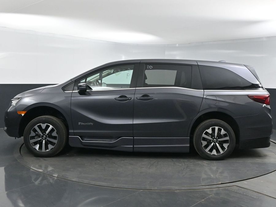 New 2025 Honda Odyssey EX-L - BraunAbility Side Entry Entry In Floor Automatic Ramp
