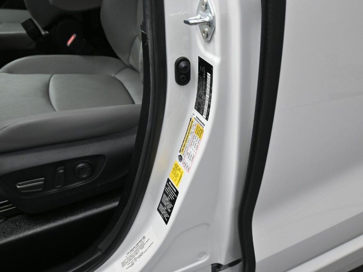 2025 TOYOTA SIENNA - Image 22