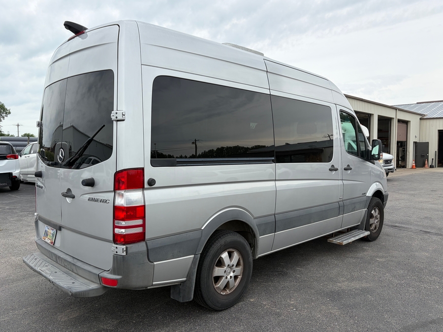  Mercedes-Benz Sprinter image number 8