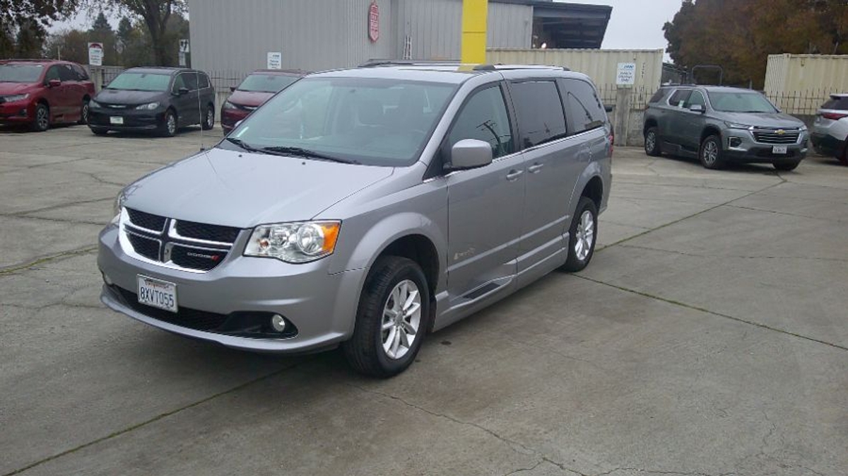 2018 DODGE GRAND CARAVAN - Image 3