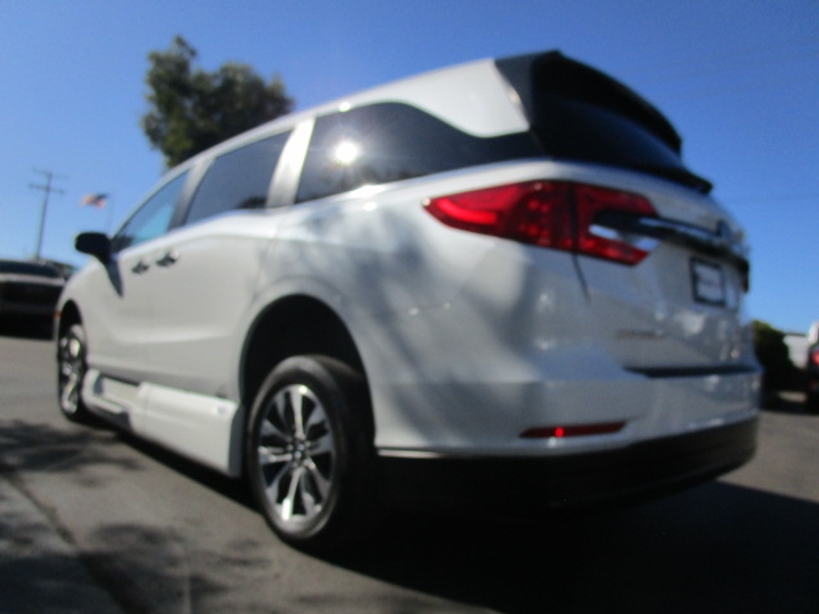 Used 2023 Honda Odyssey EX-L - VMI Side Entry Entry In Floor Automatic Ramp