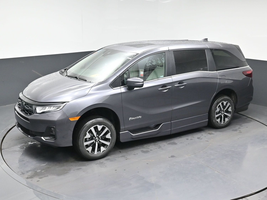 Grey Honda Odyssey image number 13