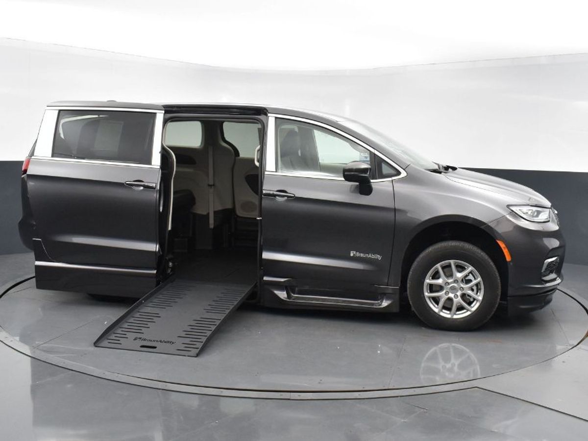 Grey Chrysler Pacifica with Side Entry Automatic Fold Out ramp