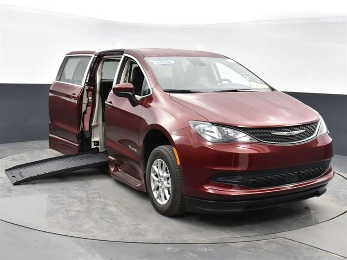 2023 CHRYSLER VOYAGER - Image 12