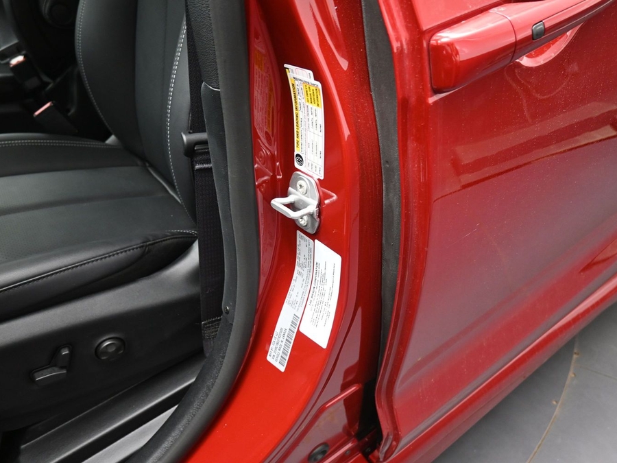 Número de imagen rojo Chrysler Pacifica 13