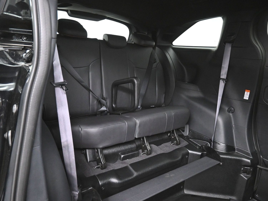 New 2025 Toyota Sienna Hybrid XSE Sport - BraunAbility Side Entry Entry Fold Out Automatic Ramp