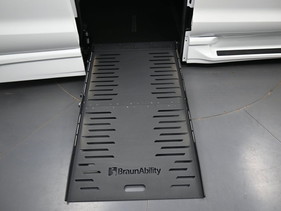 Used 2023 Chrysler Pacifica Touring L - BraunAbility Side Entry Fold Out Automatic Ramp