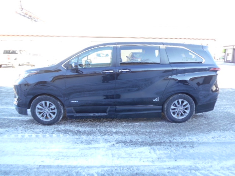 2021 TOYOTA SIENNA - Image 3