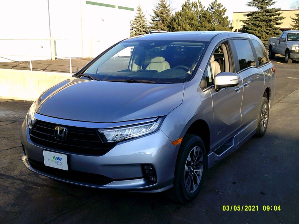 2024 HONDA ODYSSEY - Image 4