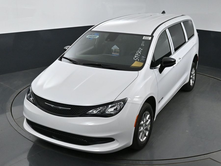 New 2025 Chrysler Voyager LX - BraunAbility Rear Entry Entry Fold Out Manual Ramp