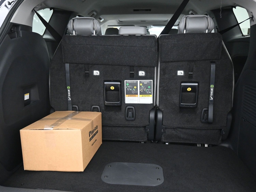 New 2026 Toyota Sienna Hybrid XLE Base - BraunAbility Side Entry Entry Fold Out Automatic Ramp