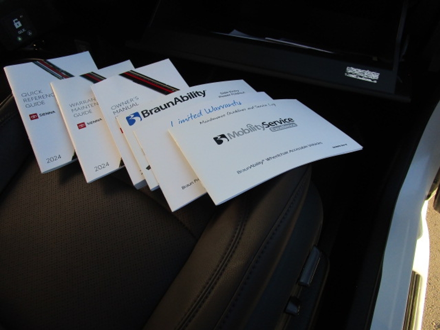 Used 2024 Toyota Sienna Hybrid Platinum - BraunAbility Side Entry Entry Fold Out Automatic Ramp