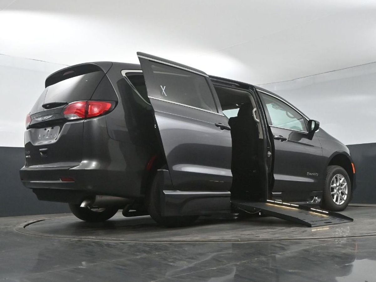 2023 CHRYSLER VOYAGER - Image 22