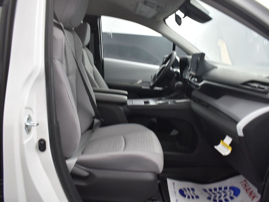 Used 2024 Chrysler Pacifica Touring L - BraunAbility Side Entry Entry Fold Out Automatic Ramp