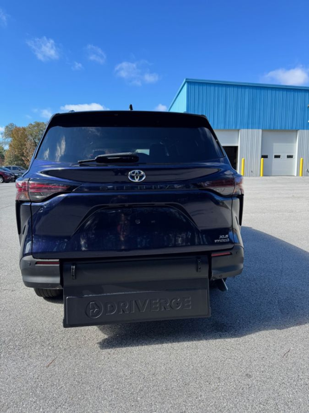 2024 TOYOTA SIENNA - Image 3