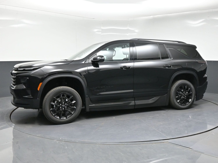 New 2026 Chevrolet Traverse 1LT Midnight - BraunAbility Side Entry In Floor Automatic Ramp