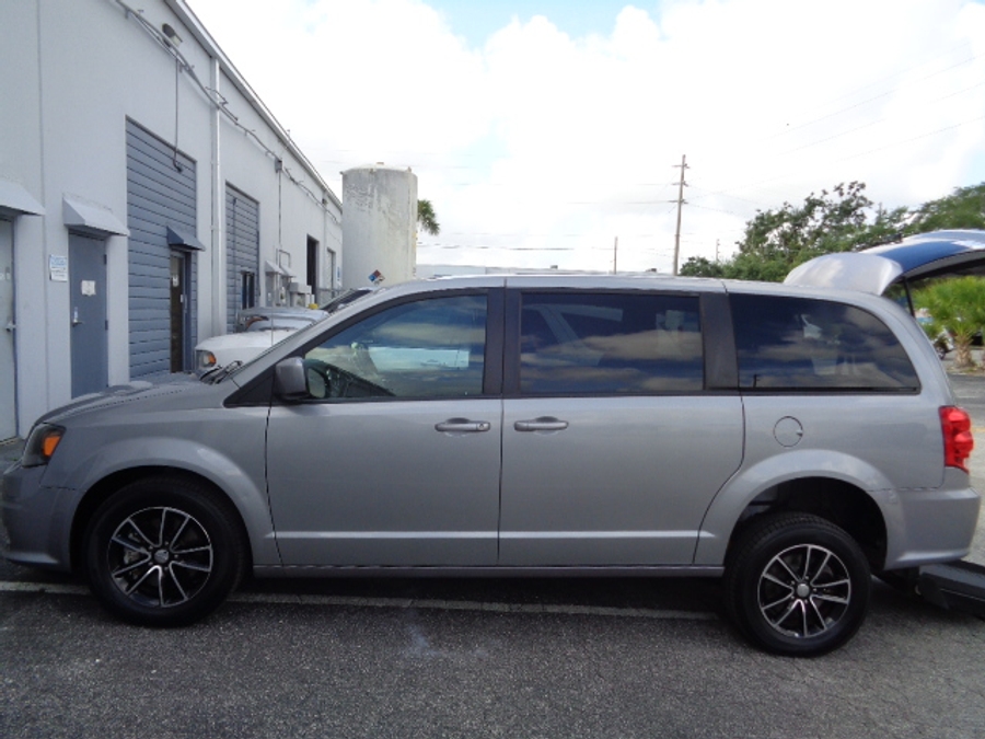 Used 2018 Dodge Grand Caravan SE Plus - AMS Rear Entry Fold Out Manual Ramp