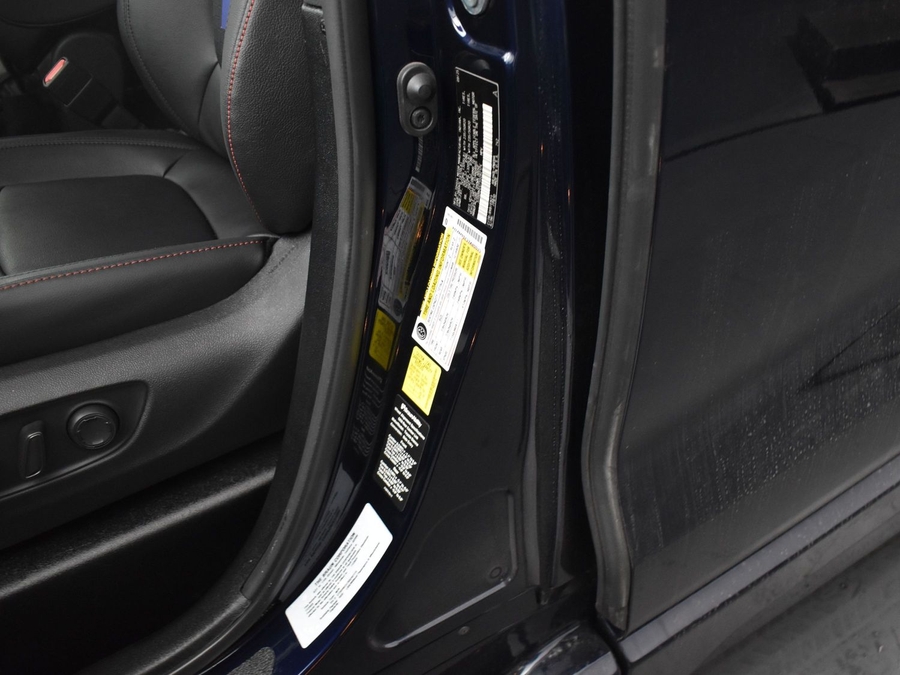 New 2025 Toyota Sienna Hybrid XSE Sport - BraunAbility Side Entry Entry Fold Out Automatic Ramp