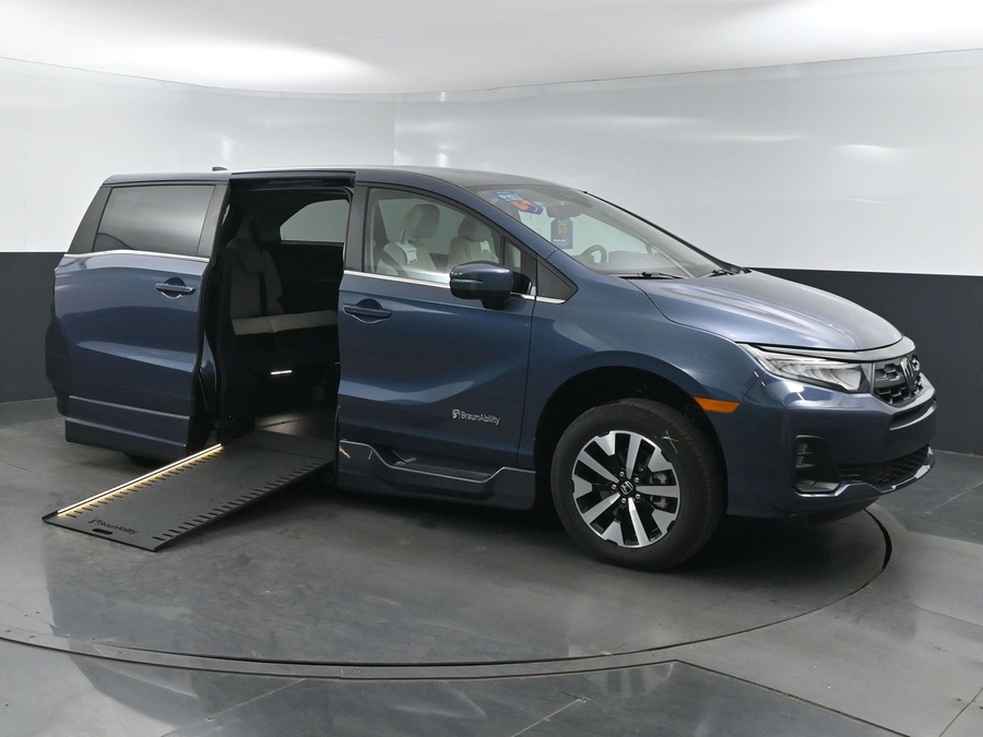 New 2026 Honda Odyssey EX-L - BraunAbility Side Entry Entry In Floor Automatic Ramp