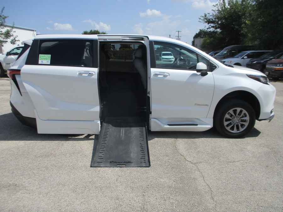 White Toyota Sienna with Side Entry Automatic In Floor ramp