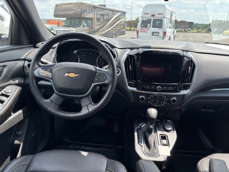 Used 2022 Chevrolet Traverse 3LT - BraunAbility Side Entry Entry In Floor Automatic Ramp
