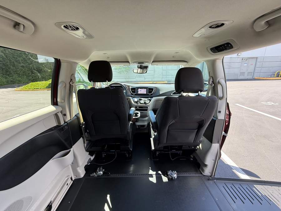 Used 2023 Chrysler Voyager LX Base - BraunAbility Side Entry Fold Out Automatic Ramp