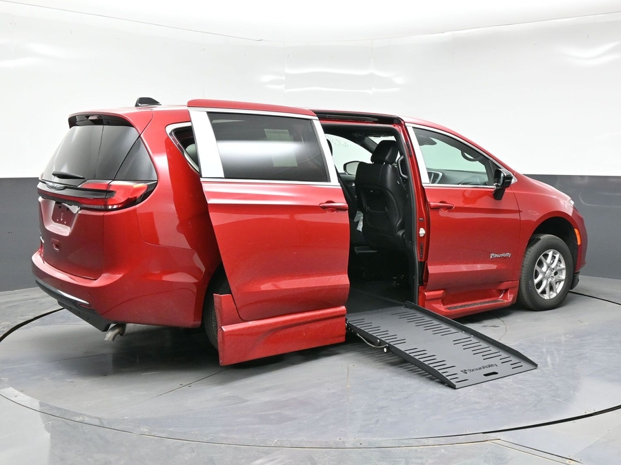Red Chrysler Pacifica image number 6