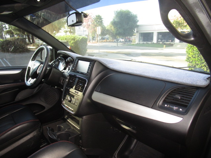 Used 2012 Dodge Grand Caravan RT - BraunAbility Side Entry Entry Fold Out Automatic Ramp