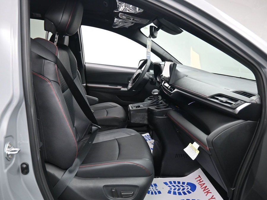 New 2026 Toyota Sienna Hybrid XSE Sport - BraunAbility Side Entry Fold Out Automatic Ramp