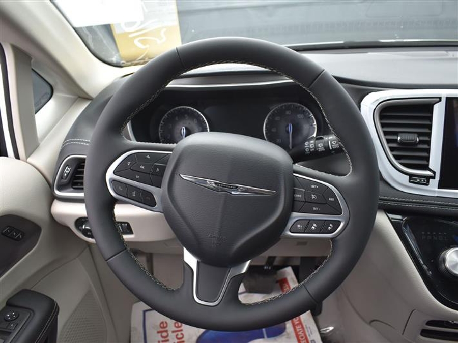 Used 2023 Chrysler Pacifica Touring L - BraunAbility Side Entry Fold Out Automatic Ramp