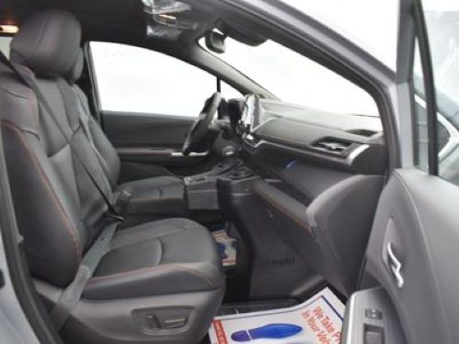 2024 Toyota Sienna XSE - Photo 9