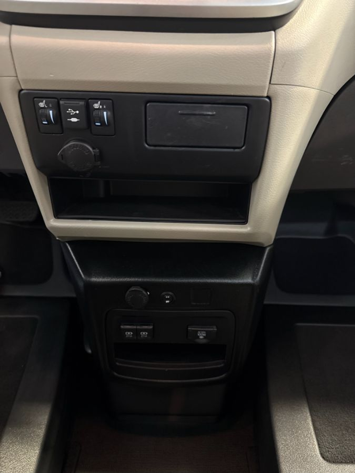 2020 TOYOTA SIENNA - Image 20