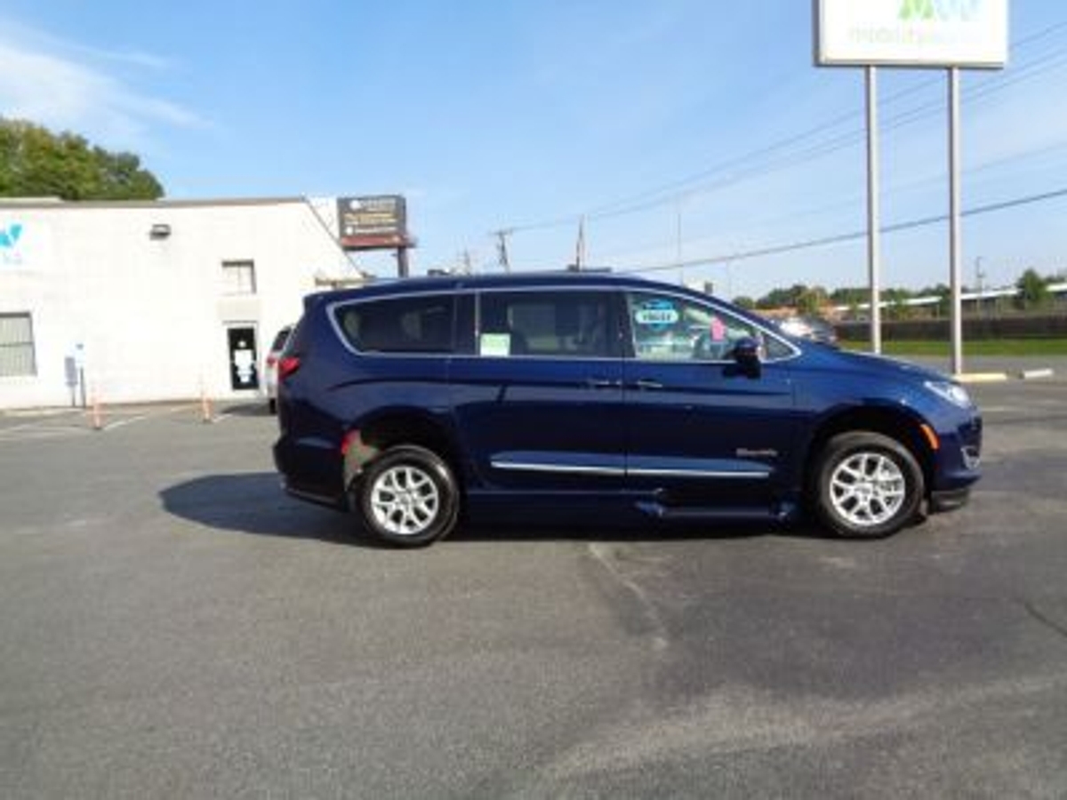 2020 CHRYSLER PACIFICA - Image 5