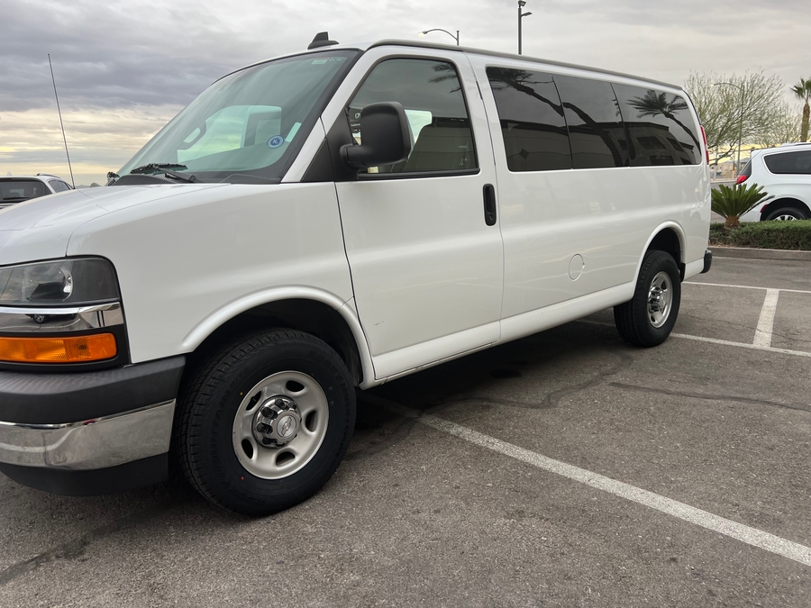 Used 2017 Chevrolet Express LT 3500 - OTH Side Entry Entry Lift Automatic Ramp