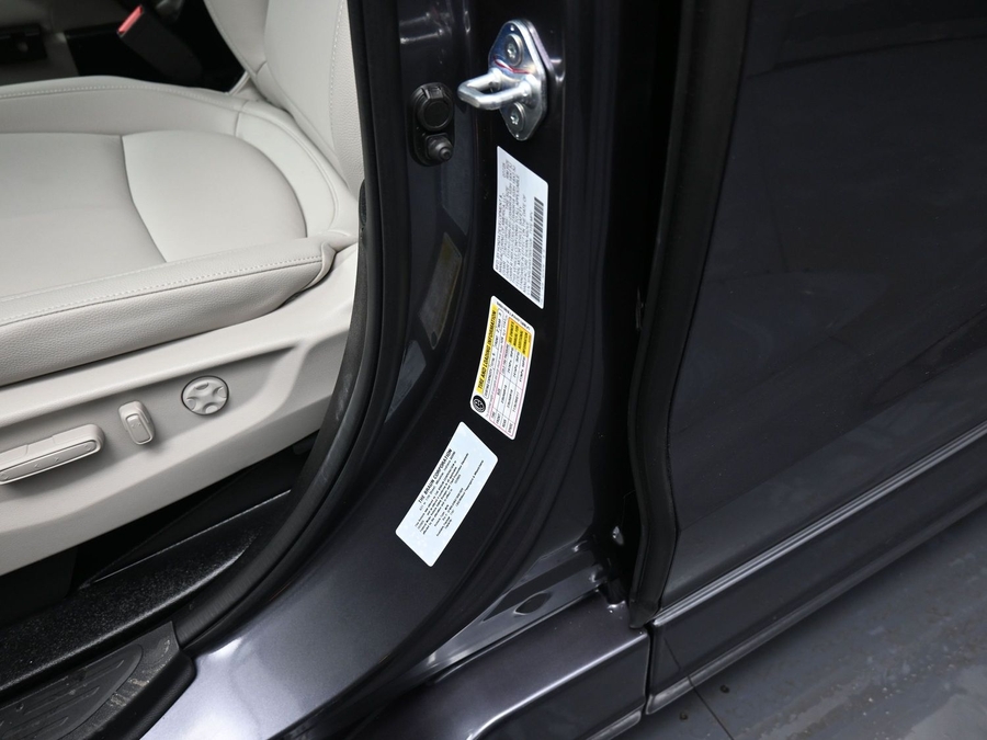 New 2026 Honda Odyssey EX-L - BraunAbility Side Entry In Floor Automatic Ramp