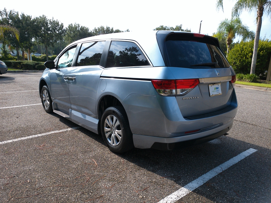 2014 Honda Odyssey EX - Photo 16