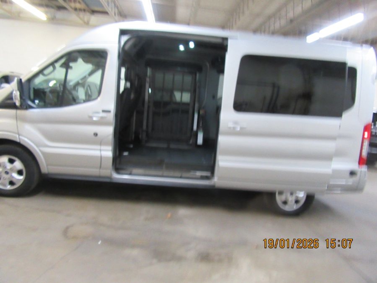 Silver Ford T250 image number 1