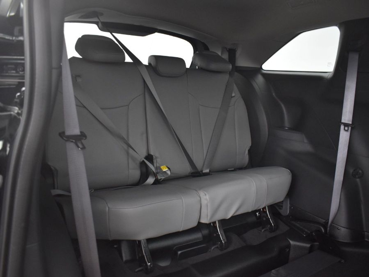 2025 TOYOTA SIENNA - Image 6