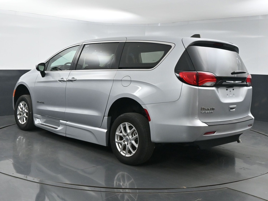 Used 2023 Chrysler Voyager LX - BraunAbility Side Entry Entry Fold Out Automatic Ramp