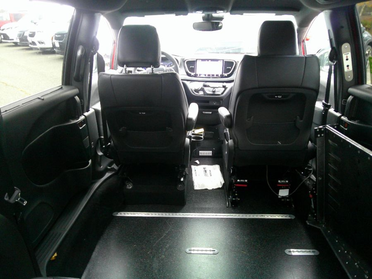 2026 CHRYSLER PACIFICA - Image 23