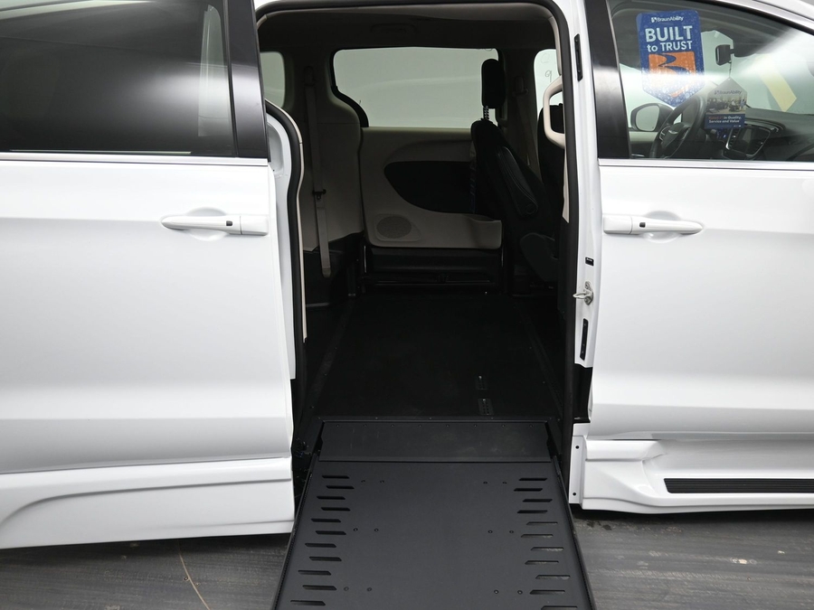 Used 2023 Chrysler Voyager LX - BraunAbility Side Entry Entry In Floor Automatic Ramp