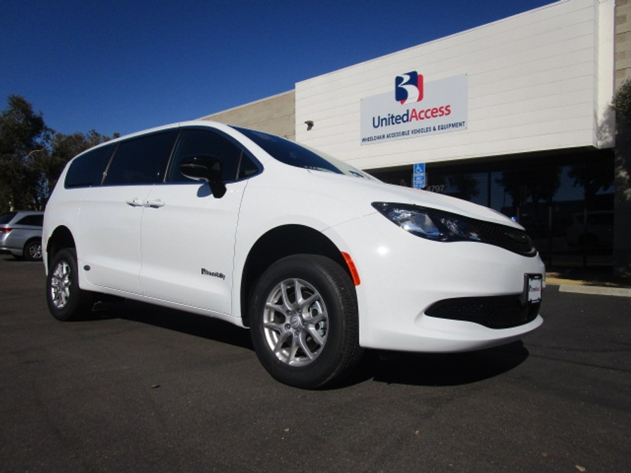 New 2025 Chrysler Voyager LX - BraunAbility Commercial Rear Entry Entry Fold Out Manual Ramp