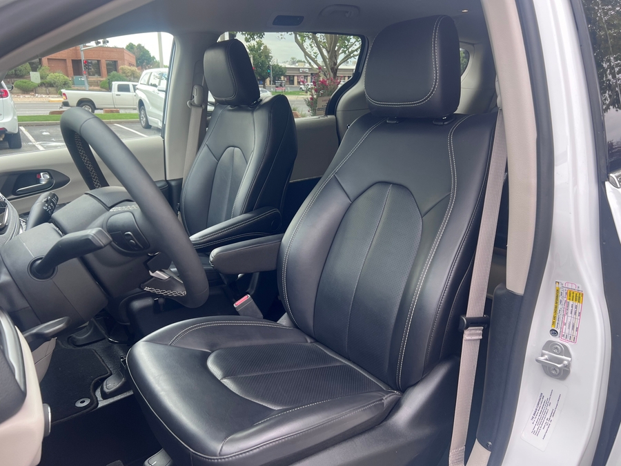 Used 2023 Chrysler Pacifica Touring L - BraunAbility Side Entry Fold Out Automatic Ramp