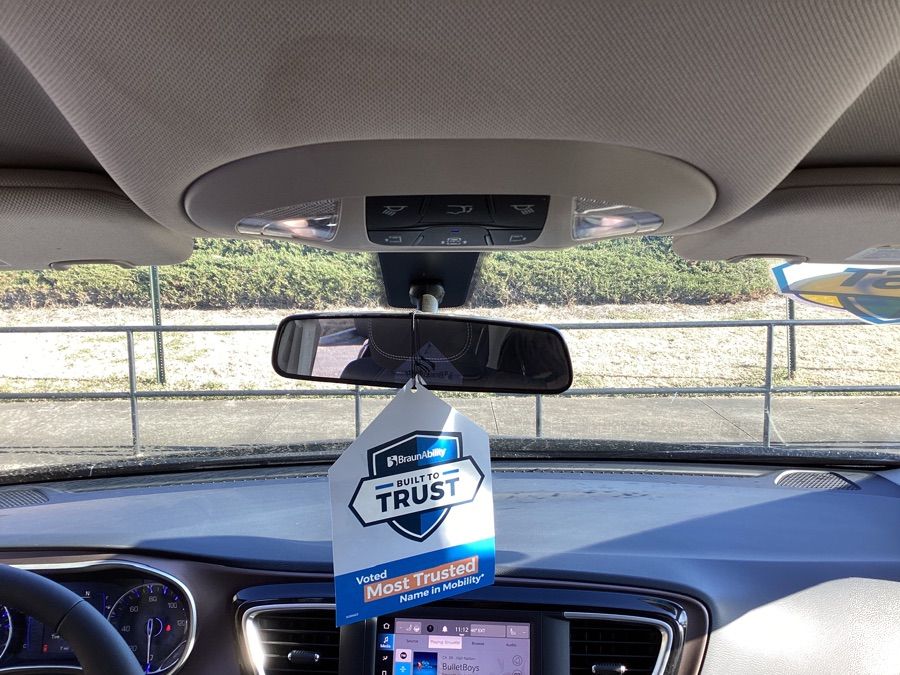 2022 CHRYSLER VOYAGER - Image 16