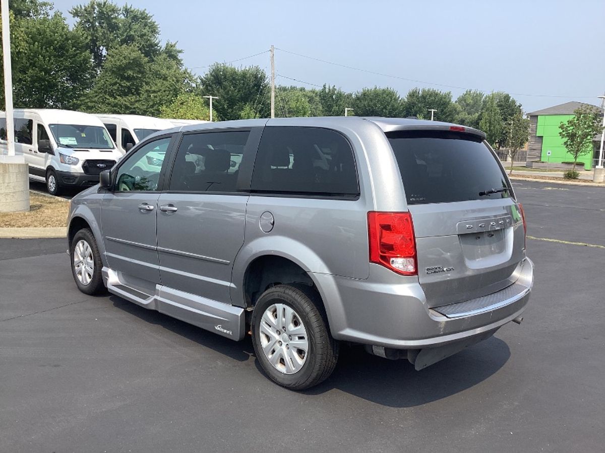 2015 DODGE GRAND CARAVAN - Image 4