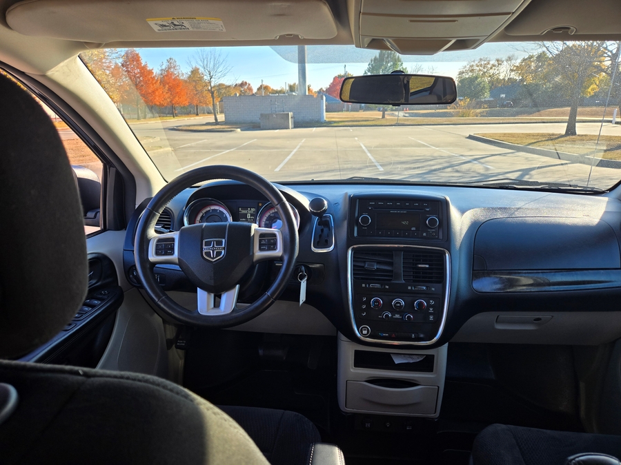 Used 2013 Dodge Grand Caravan  -   Entry  Ramp