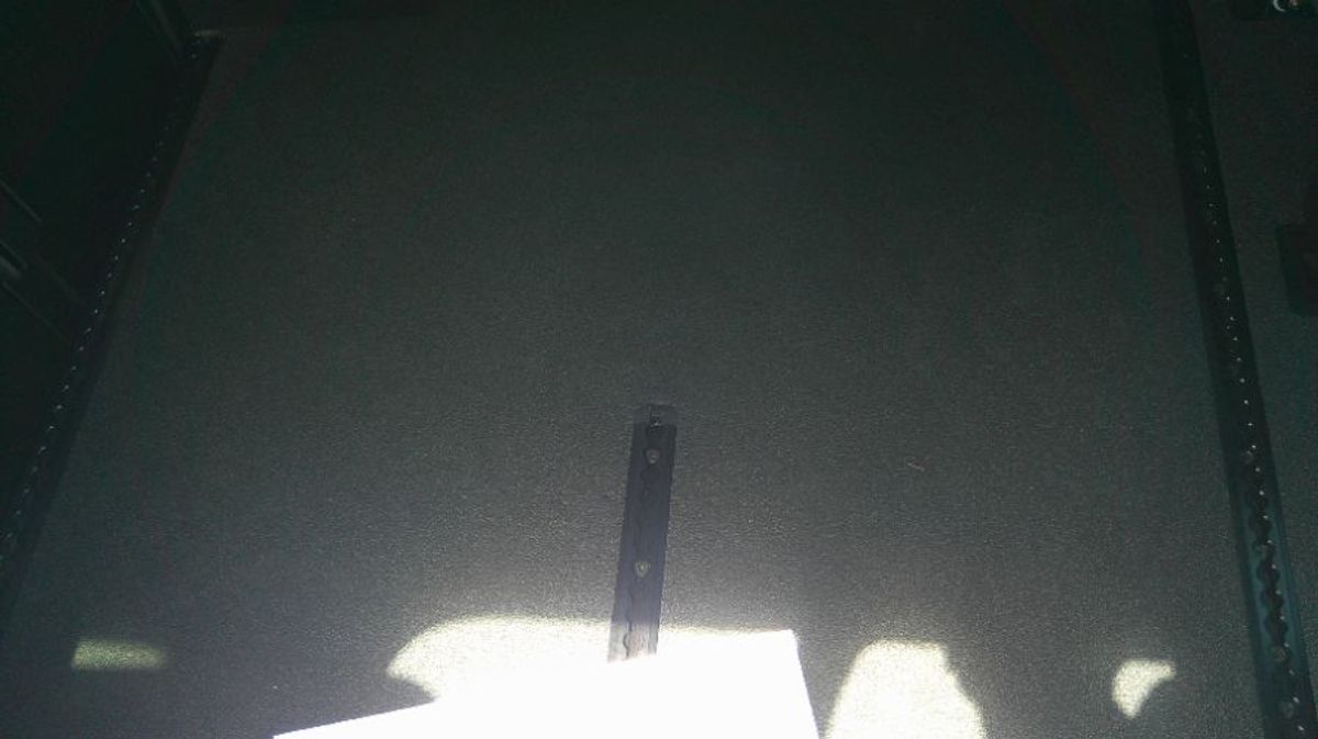 Grey Chrysler Pacifica image number 15