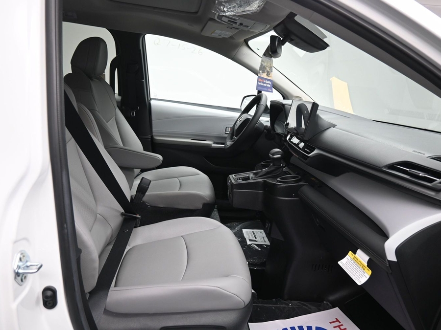 New 2026 Toyota Sienna Hybrid XLE Add - BraunAbility Side Entry In Floor Automatic Ramp