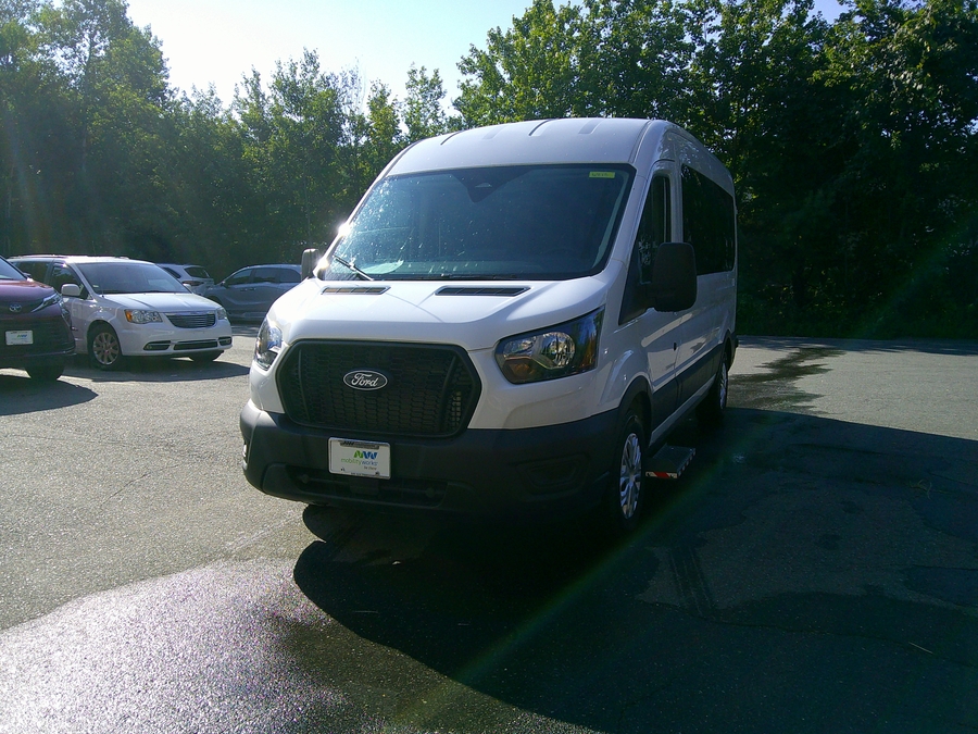 White Ford T350 image number 7